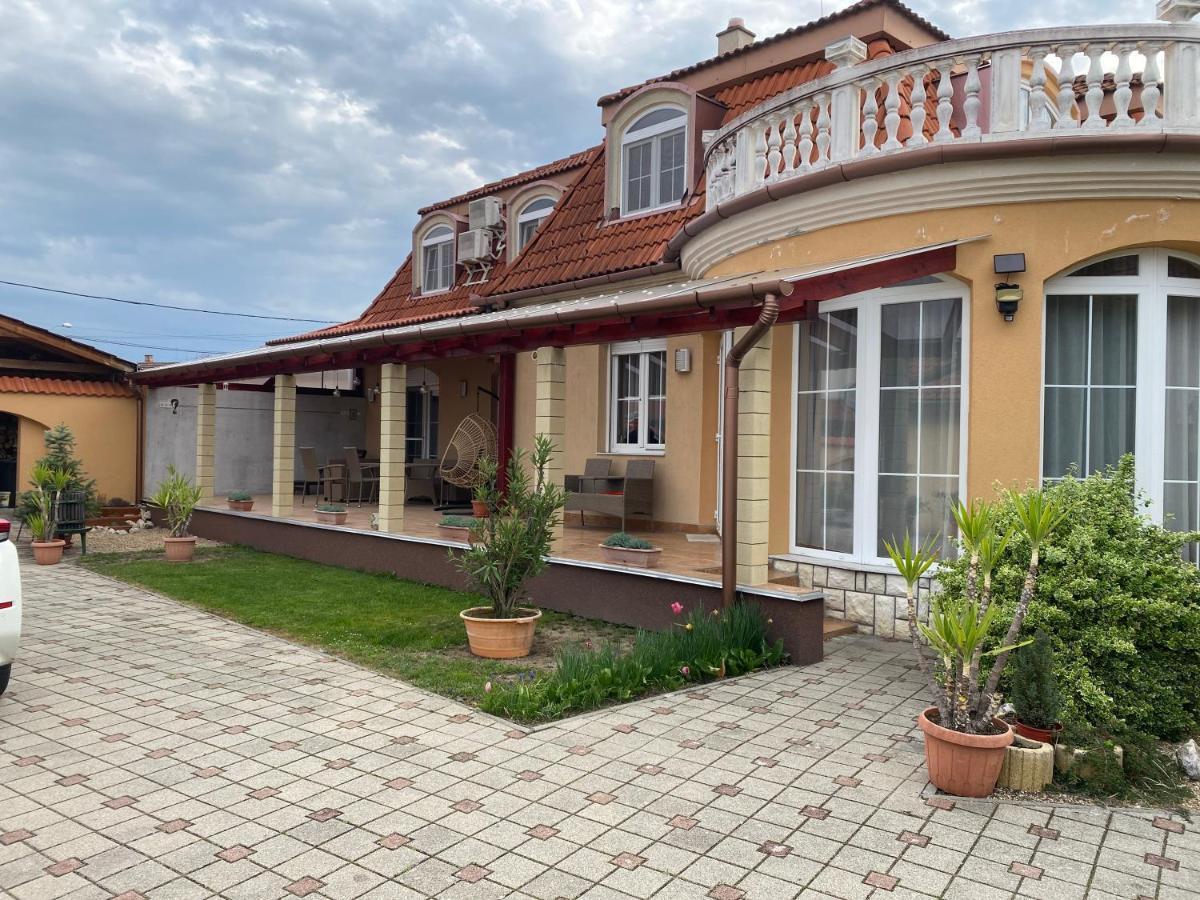 Ambrózia Guesthouse Nagykanizsa Exterior foto